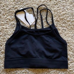 Fabletics Poppy Seamless Sports Bra